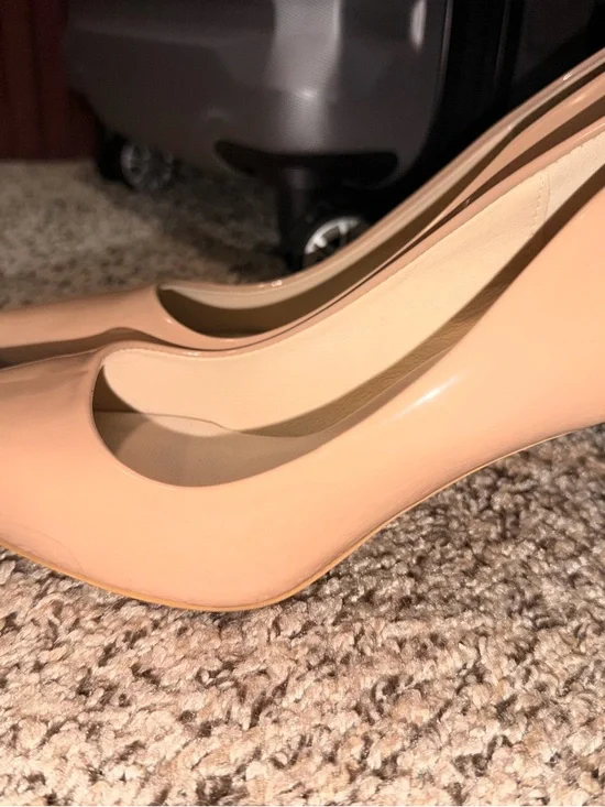 Nude Patent Pointed-Toe Pumps - Picture 3 of 5